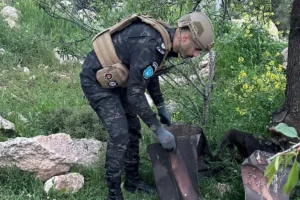 الشرطة: سقوط 198 شظية صاروخية في مناطق متفرقة بالمحافظات خلال الأسابيع الثلاثة الماضية